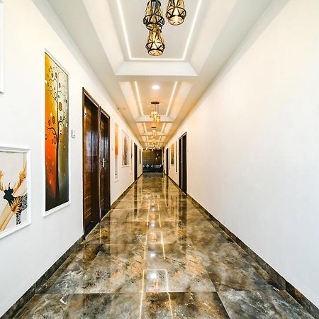 Fabhotel Stay Well إندور المظهر الخارجي الصورة