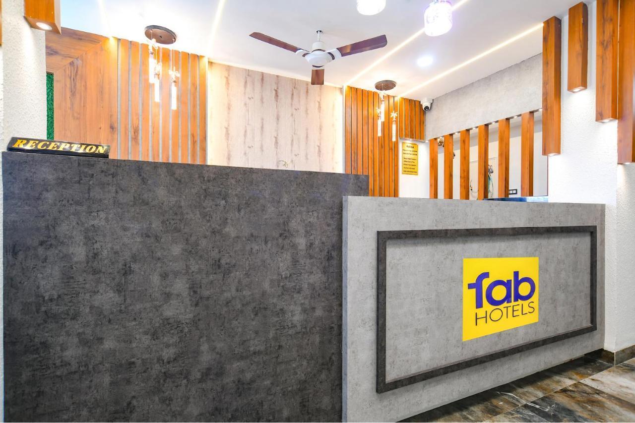Fabhotel Stay Well إندور المظهر الخارجي الصورة