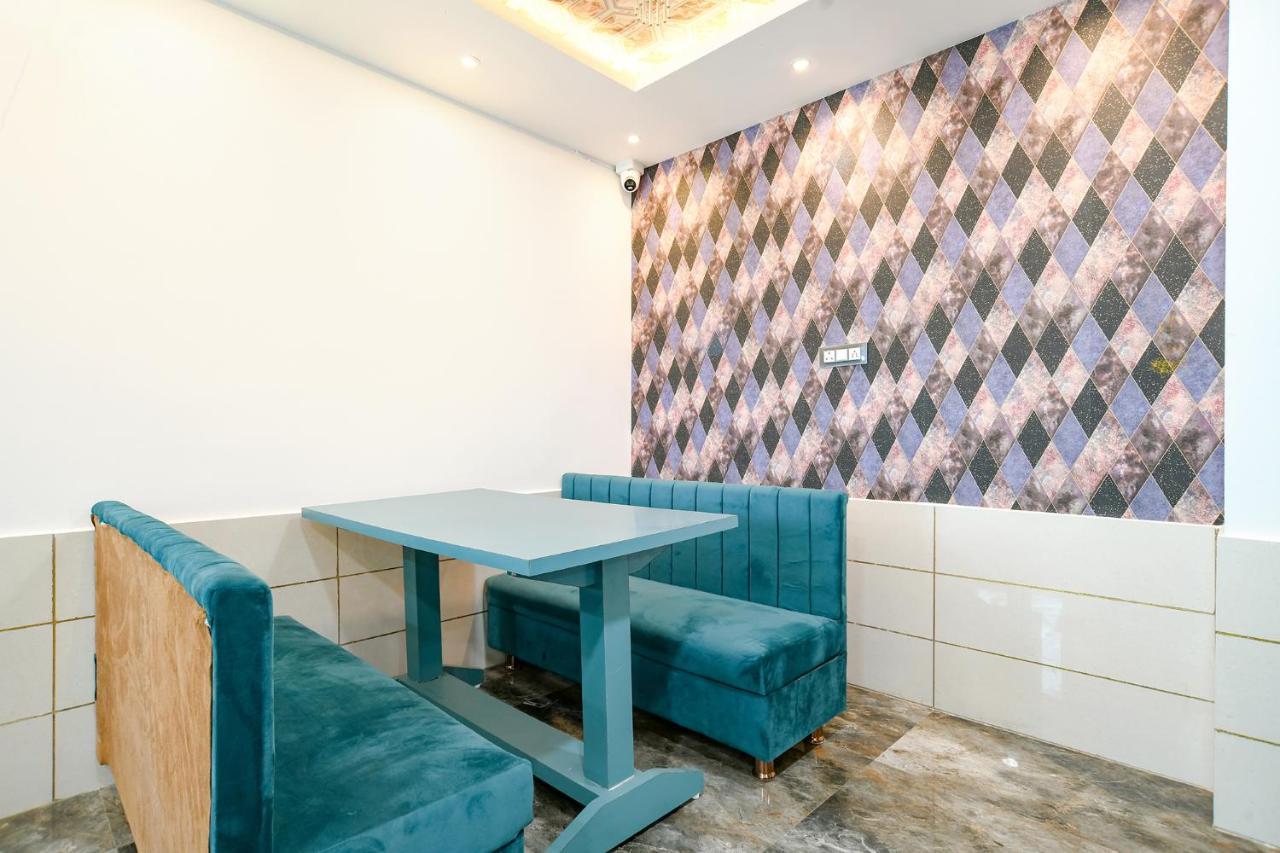 Fabhotel Stay Well إندور المظهر الخارجي الصورة