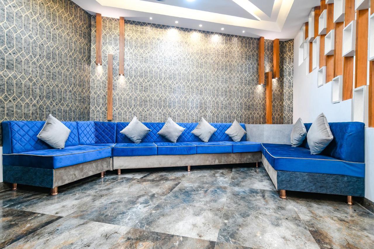 Fabhotel Stay Well إندور المظهر الخارجي الصورة