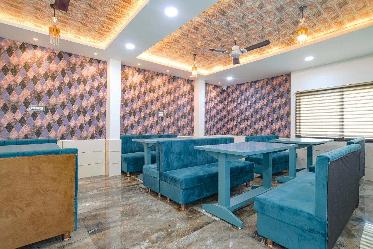 Fabhotel Stay Well إندور المظهر الخارجي الصورة