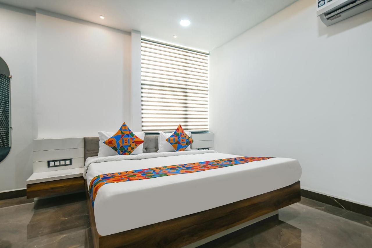 Fabhotel Stay Well إندور المظهر الخارجي الصورة